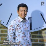 Песня Bobur Boboraximov - Onam